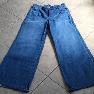 Wide leg Jean